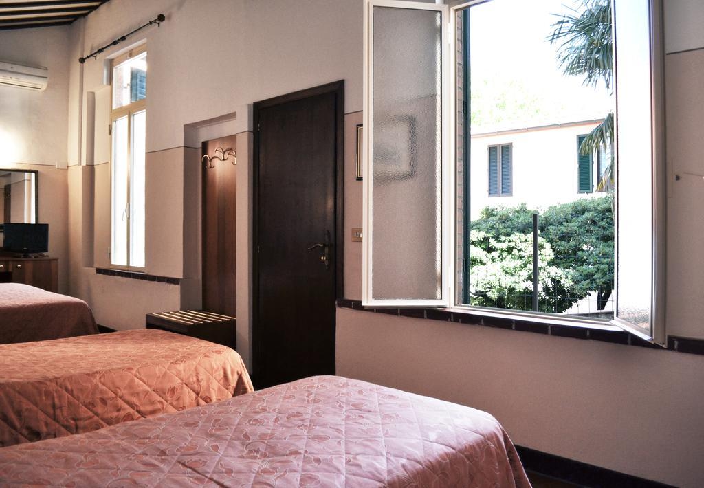 Hotel Arno Bellariva Florence Room photo
